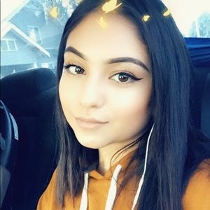 Meet your Posher, Deserey